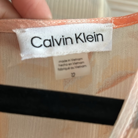 Calvin Klein dress, size 12. Worn once - Picture 5 of 6